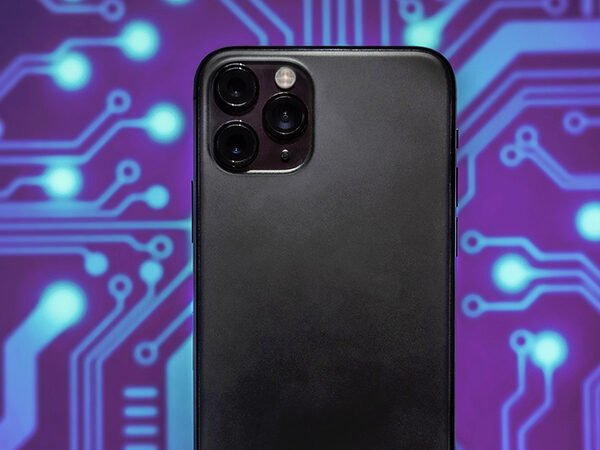 Best smartphones of 2025 including iPhone 15 Pro Max, Samsung Galaxy S25 Ultra, Google Pixel 9 Pro, OnePlus 12, and Xiaomi Mi 14 Pro.