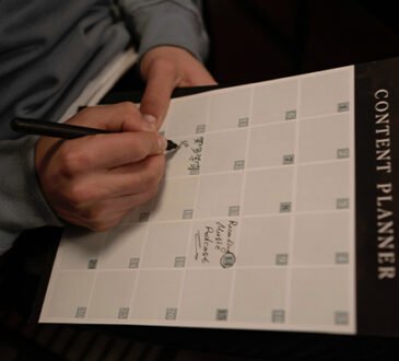 Time management app on laptop screen with a calendar