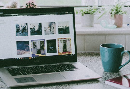 Various side hustles and online income opportunities in 2025
